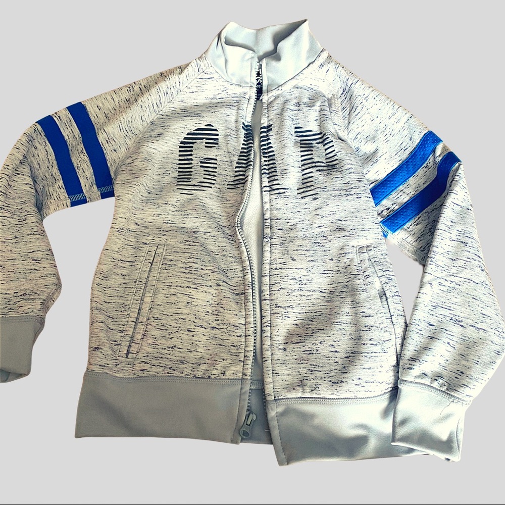 Boys size small Gap marbled gray active jacket
